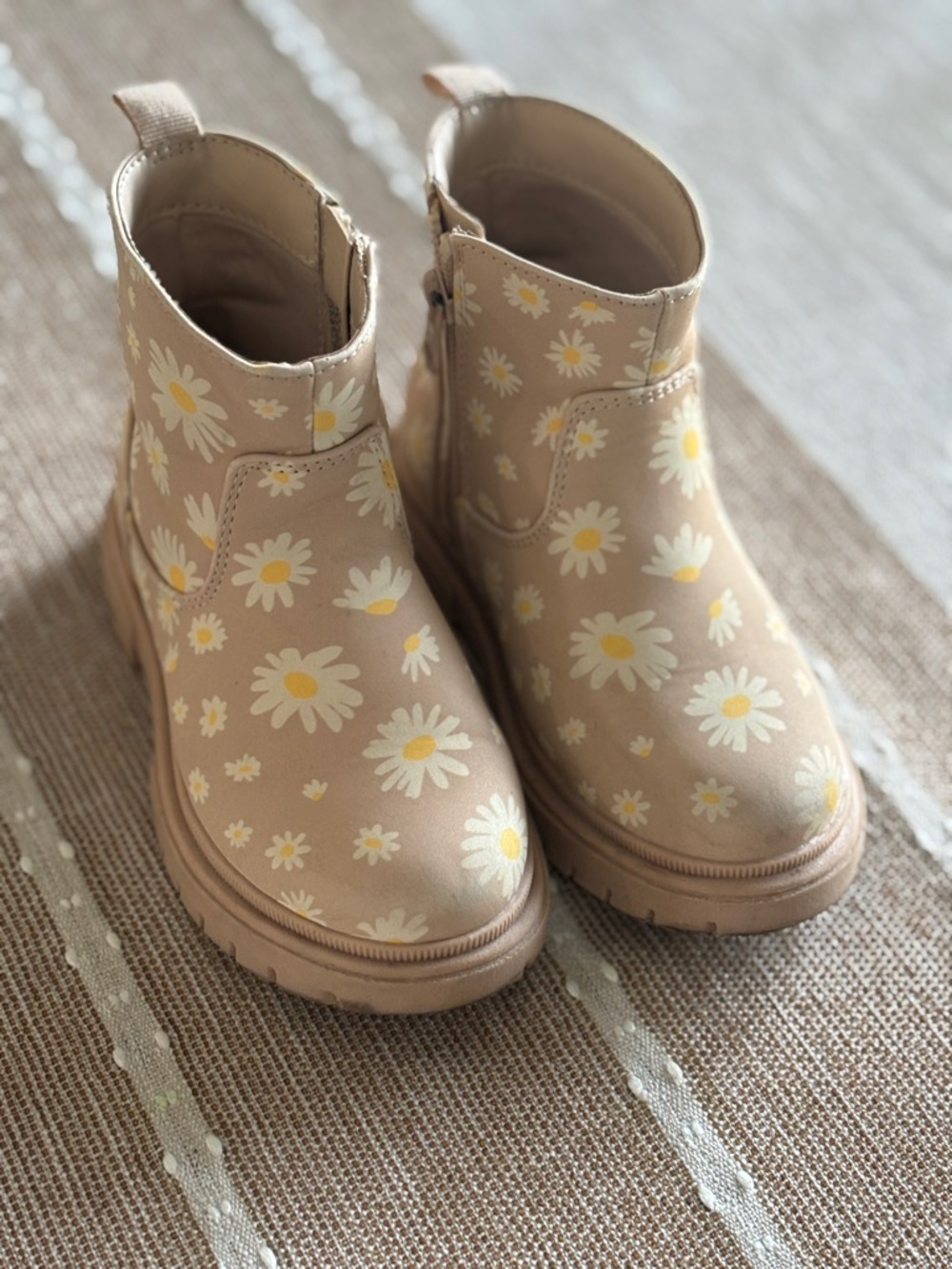 Cat & Jack Girls' Boots
